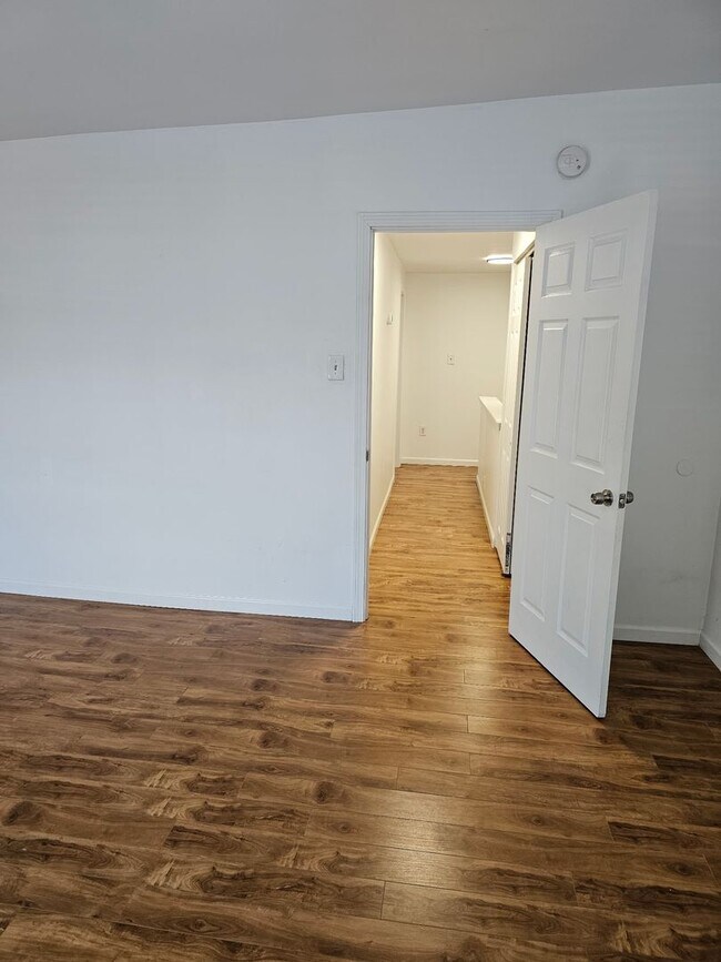 Photo - 5312 Wyalusing Ave Unit 2
