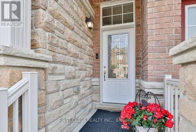 Photo - 319 Delray Dr