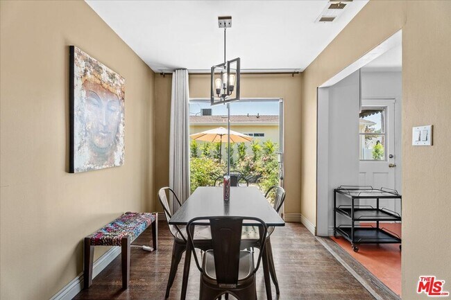 Photo - 17512 Bullock St