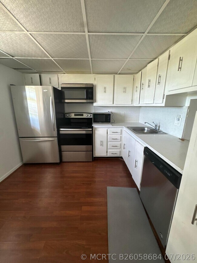 2615 NE 3rd Ct Unit 4120