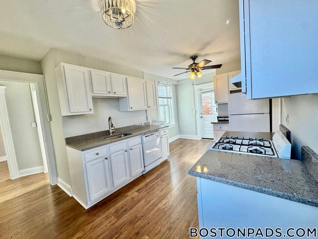 Photo - 224 Hanover St Unit 20