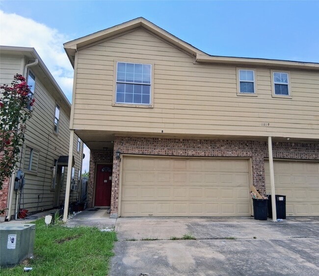 Building Photo - 11819 Chetman Dr Unit B Rental