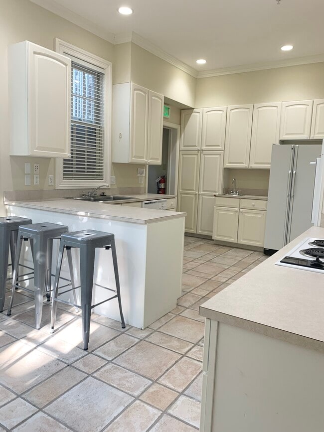 Photo - 1327 Geddes Ave