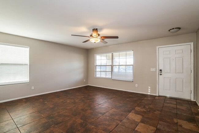 Photo - 7123 S 31st Dr