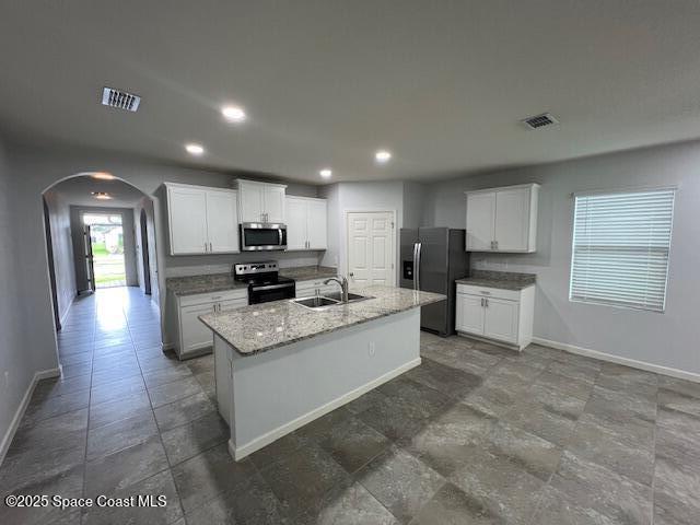 Photo - 740 Acadia Ct SE