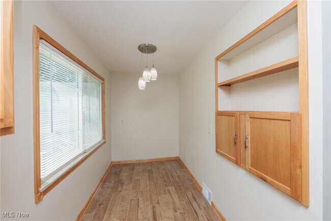 Photo - 2207 Campus Rd