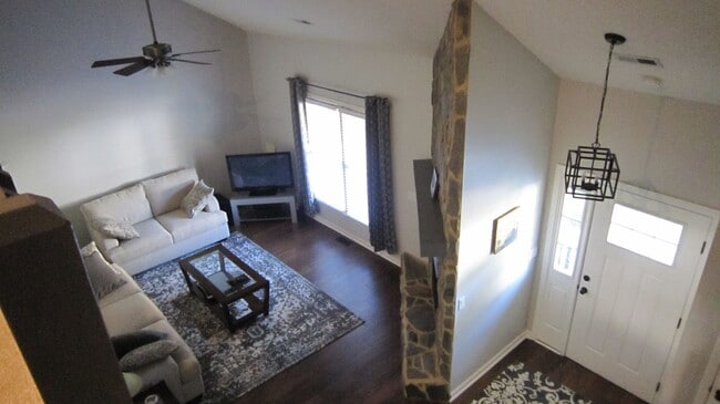 Photo - Exclusively Offered by Muse Realty Rentals