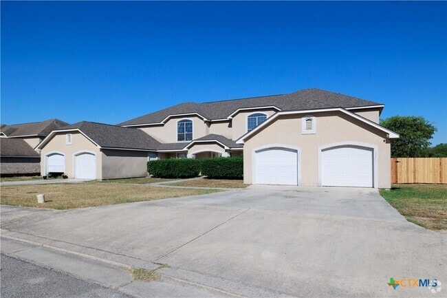 Building Photo - 3110 Douglas Fir Dr Rental