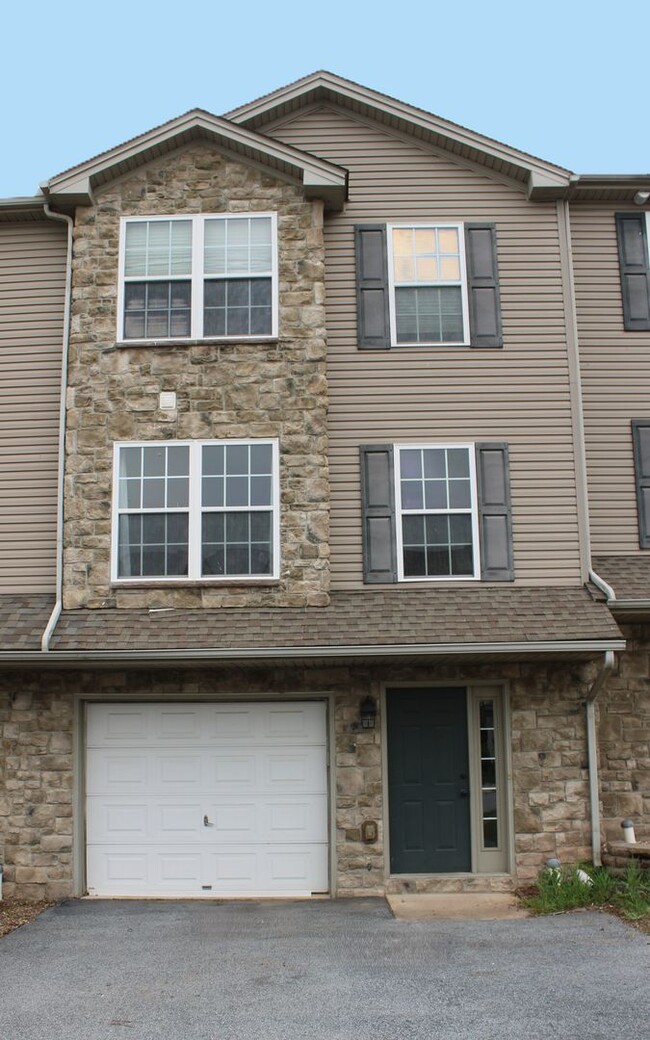 Townhouse - Townhouse