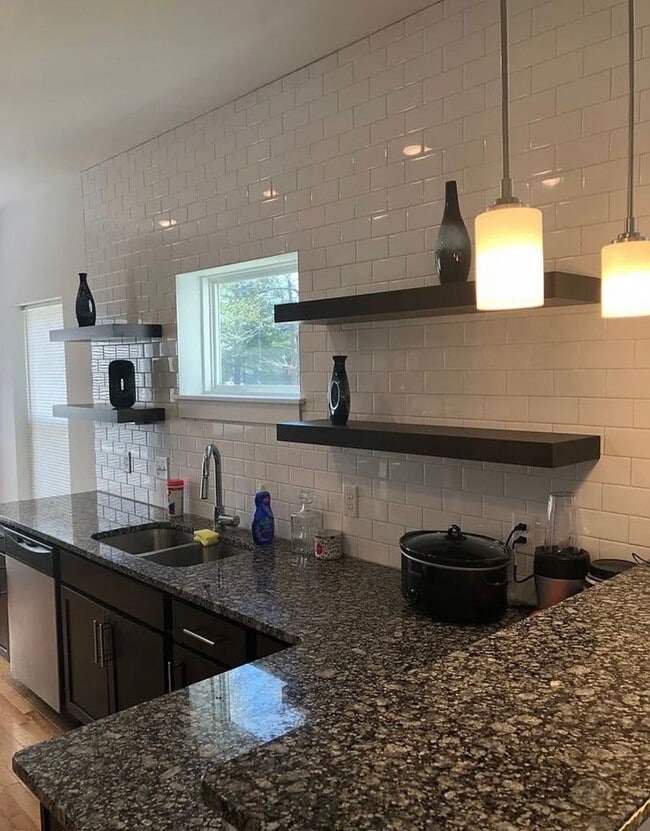 Photo - 1422 Porter St Unit A (Downstairs)