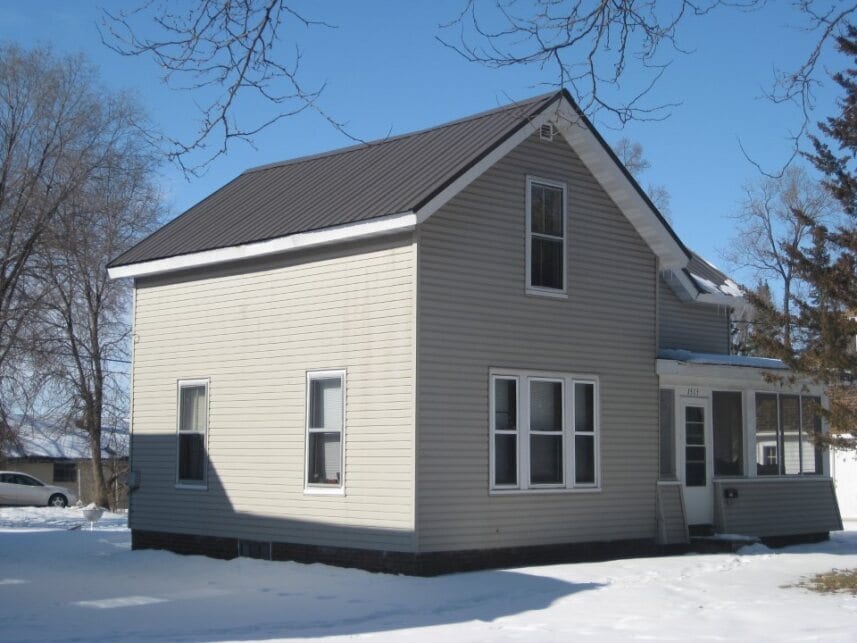 Photo - 1515 6th St E