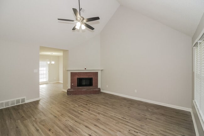 Photo - 990 Appling Meadow Dr