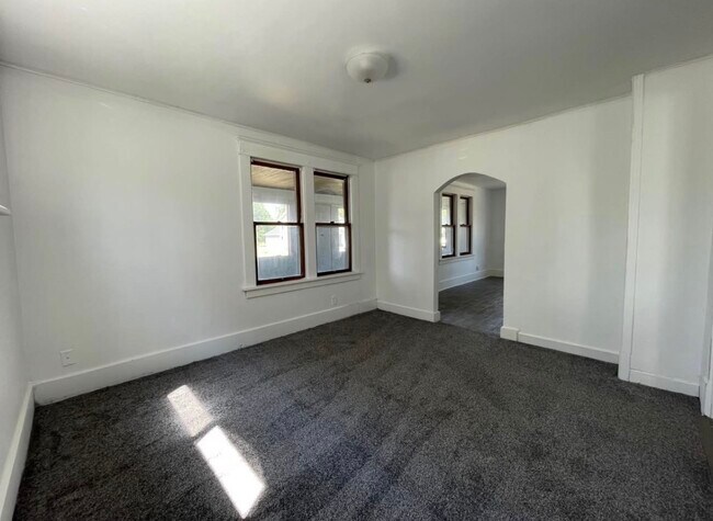 Photo - 420 Haney Ave