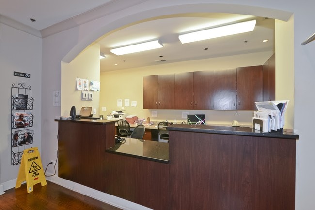 Photo - Dearborn Place