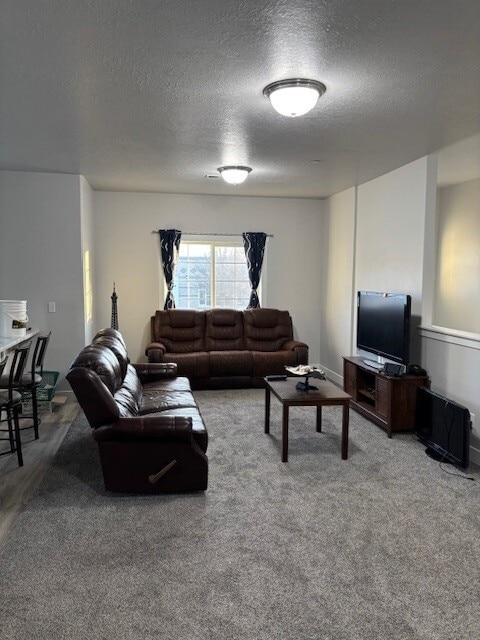 Photo - 180 W 1575 N Unidad #208 F