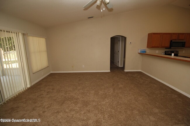 Photo - 1266 Buffing Cir SE