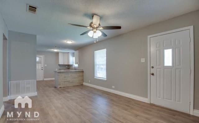 Photo - 150 Venice St