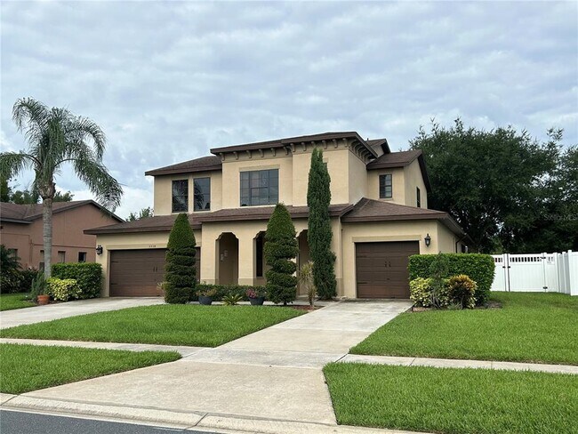 3538 Foxchase Dr