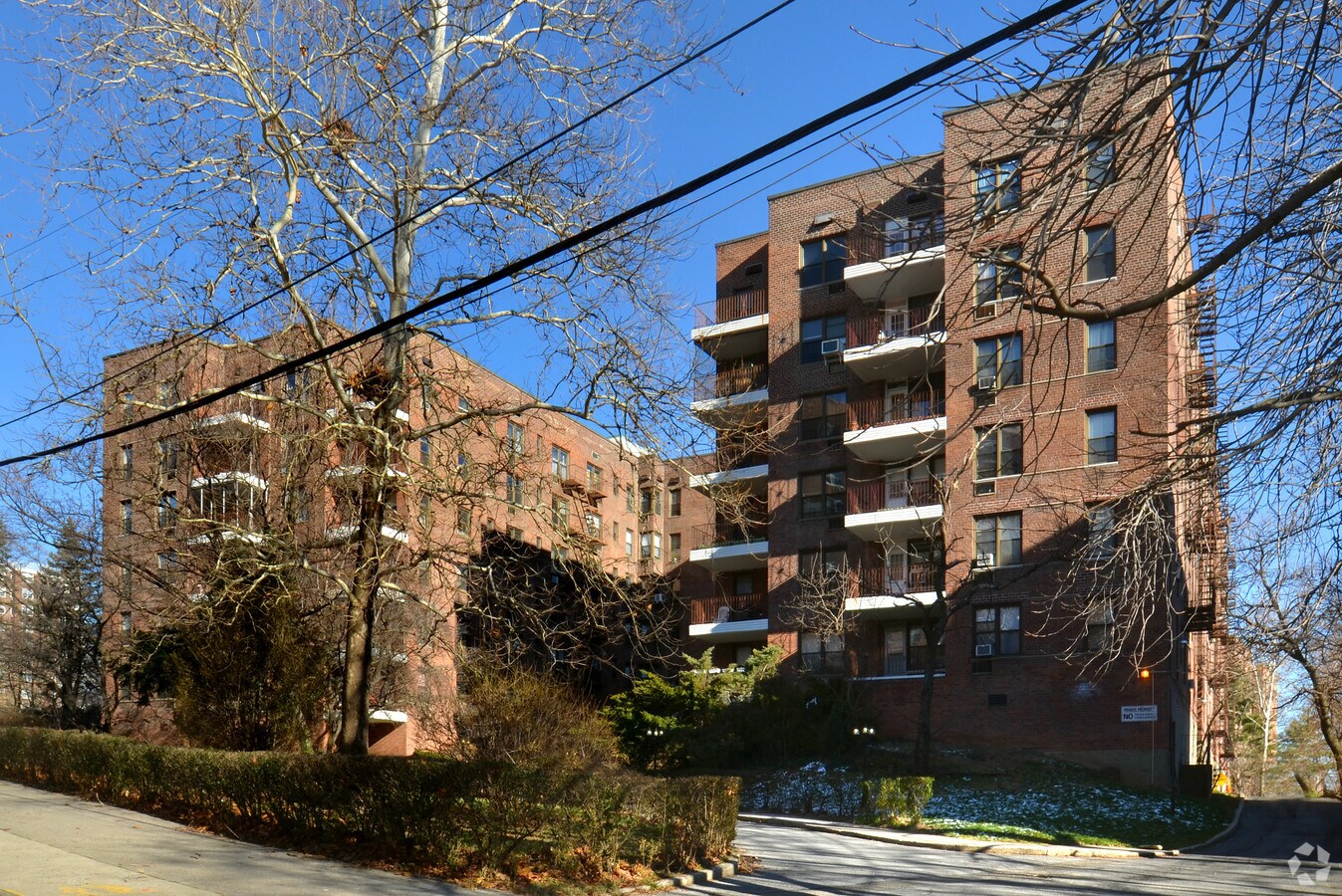 Photo - 3950 Blackstone Ave