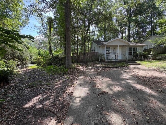 Photo - 2609 Eddie Rd