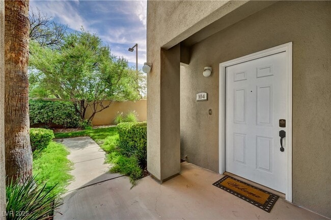 Building Photo - 8733 Red Brook Dr Unit 104 Rental