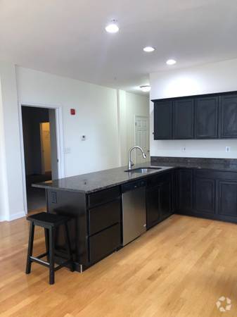 Building Photo - 200 State St Rental