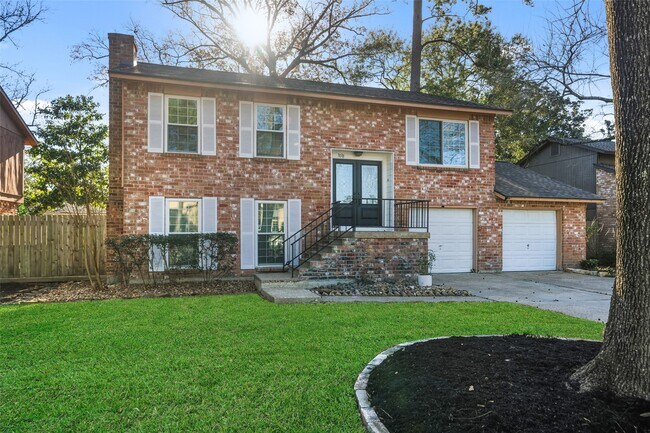 Photo - 3018 Sycamore Springs Dr