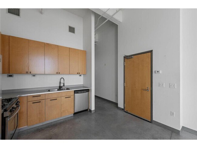 Photo - 700 N Washington Ave Unit 601