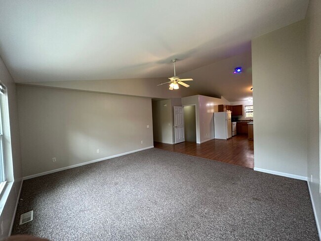 Photo - 3105 W Michigan - 6 Bed/3 Bath Townhouse N... Unit 3105