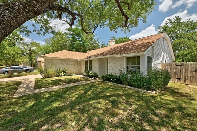 Photo - 2702 Goldbridge Dr
