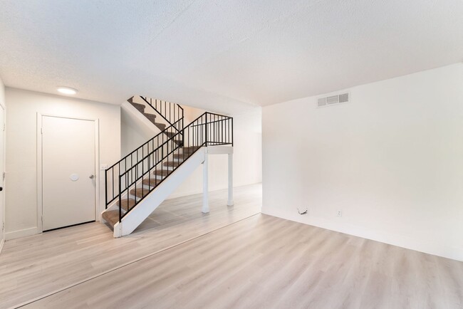 Photo - FULLY Remodeled 3-Bedroom Townhouse