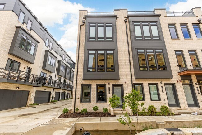 Building Photo - 500 Indiana Ave NW Rental