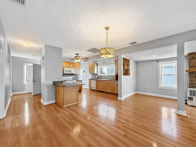 Photo - 71 Winslow St Unit 2