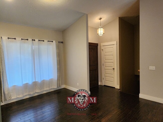 Photo - Remodeled 5 Bd Home in Midvale