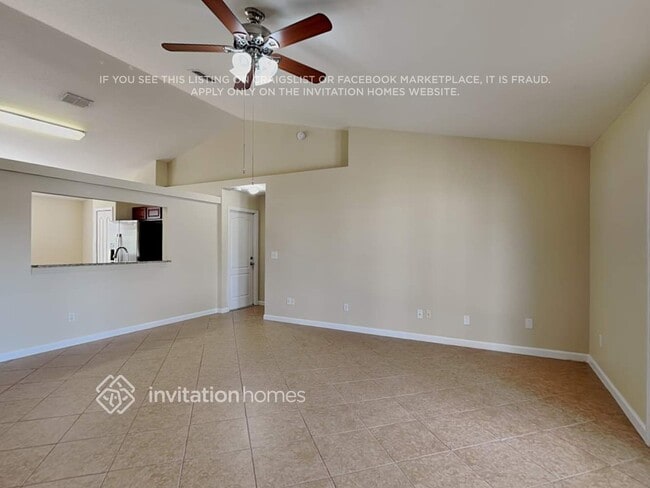 Photo - 9600 Saragossa St