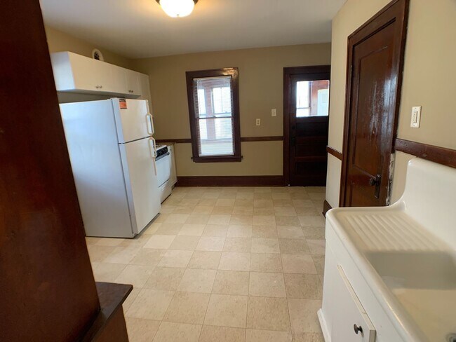 Photo - 698 Conway St Unidad Upper