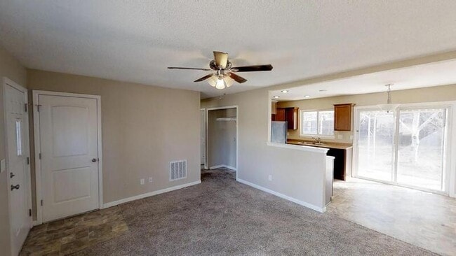 Photo - 2505 Gina Dr