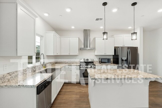 Photo - 7049 Star Trail Wy