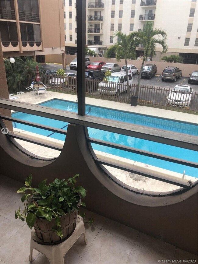 Photo - 4670 W 13th Ln Unit 212