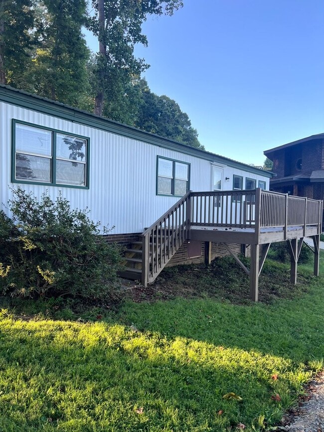 Building Photo - Lake Front Property For Rent Rental
