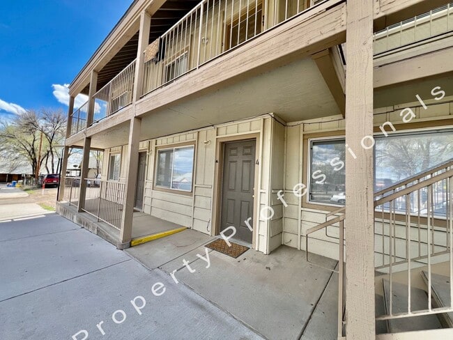 Photo - 777 Main St Unit 4