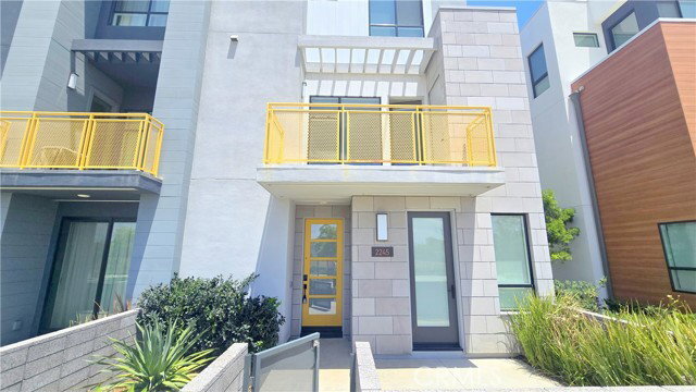Building Photo - 2245 Skylar Pl