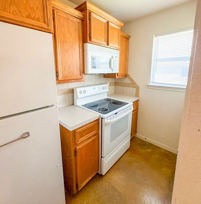 Photo - 1402 Powder River Dr