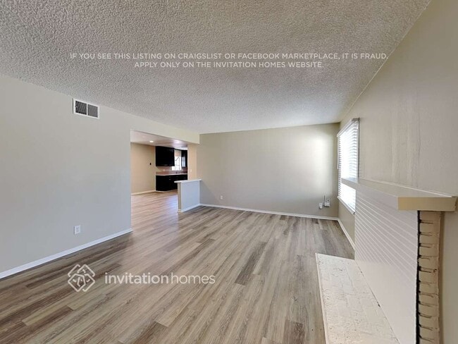 Photo - 10326 Pendleton St