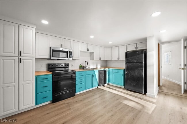 Photo - 4315 Ridgedale Ave