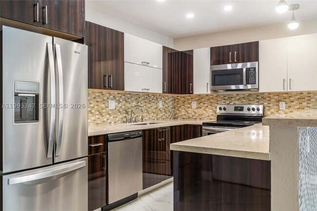 Photo - 19380 Collins Ave Unit 507