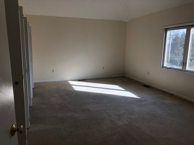 Photo - 184 Kings Hwy