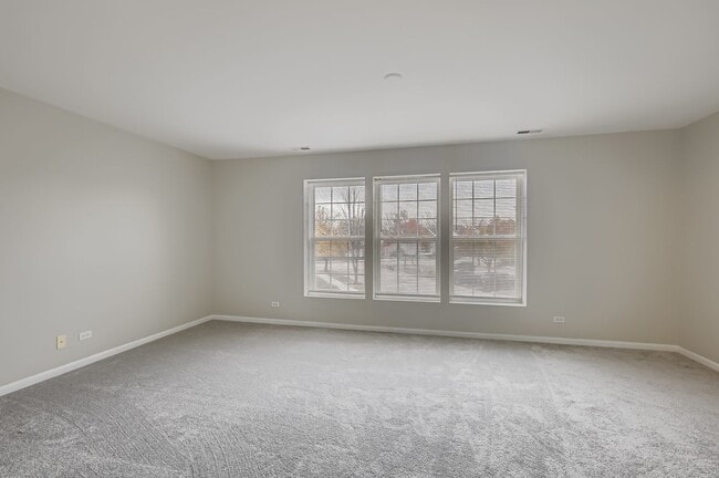 Photo - 3174 Bromley Ln