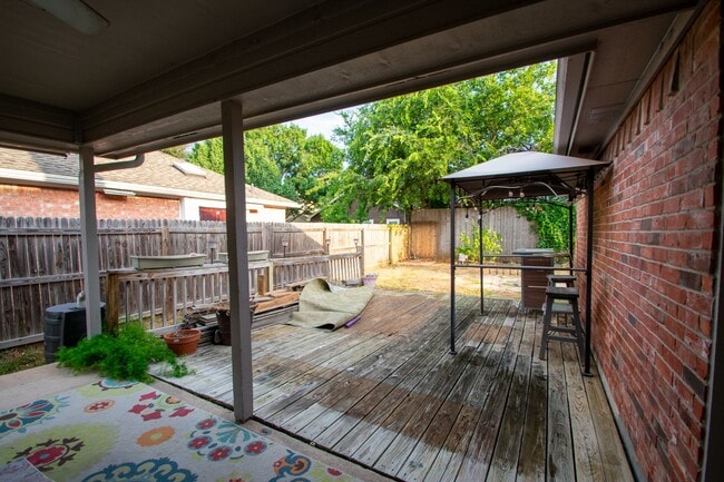 Building Photo - Cozy Fireplace, Bright Kitchen, and a Backyard Built for Gatherings