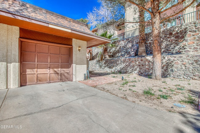 Photo - 421 Irondale Dr